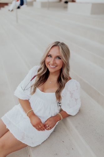 Kristen L - Liberty Babysitter