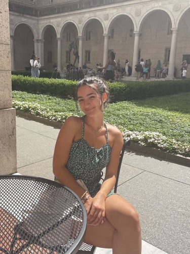 Victoria K - Vanderbilt Babysitter