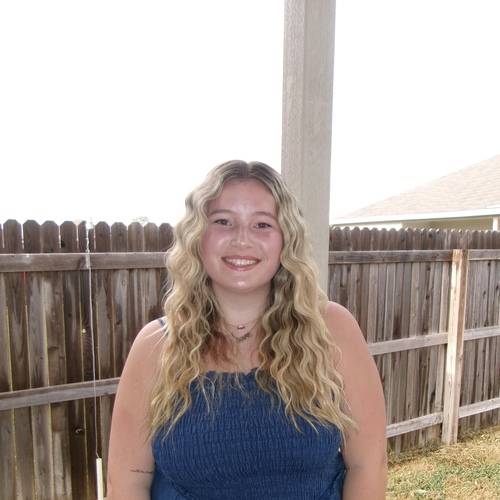 Adylie H - Kilgore College  Babysitter