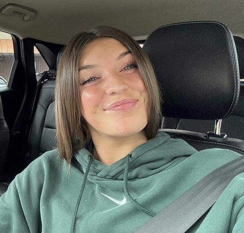 Hailey R - University of Wyoming Babysitter