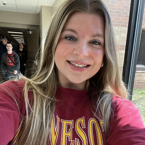 Allee J - UMN Babysitter