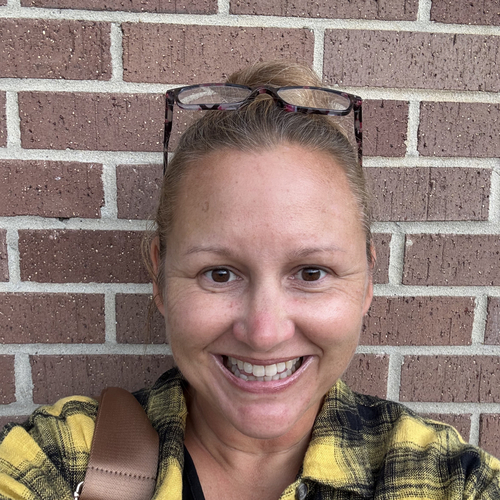 Shannon W - Wayne State Babysitter