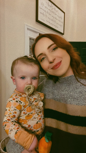 Hannah L - American Academy of Dramatic Arts- New York Babysitter