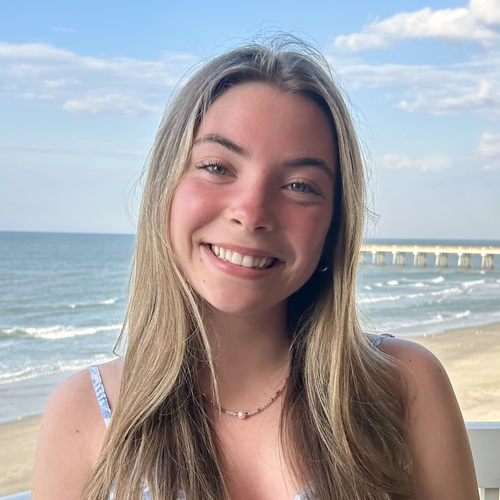 Olivia (Gracie) K - University of South Carolina Babysitter