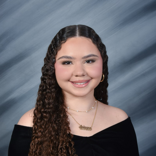 Arianna L - UCF Babysitter
