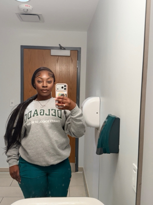 Zarich C - Delgado Babysitter