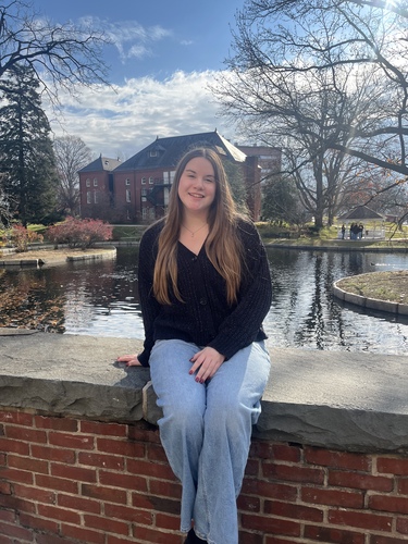 Kelly D - Millersville Babysitter