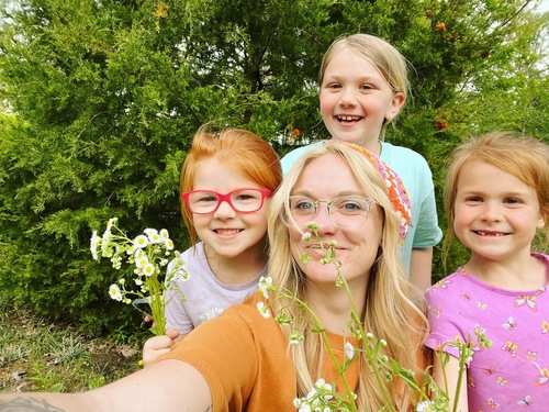 Chelsie M - Metro CC Babysitter