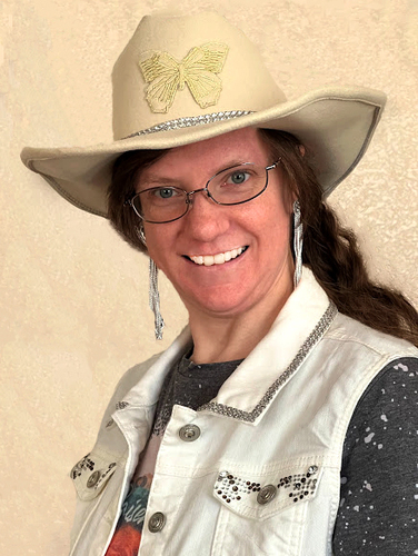 Laura N - Sierra Babysitter