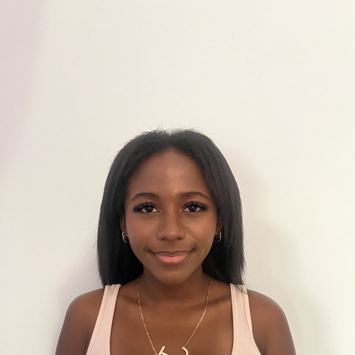 Janelle M – Palm Beach State Student Seeking Babysitting Jobs