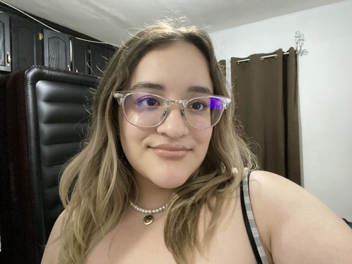 Anavictoria P - Otis Babysitter