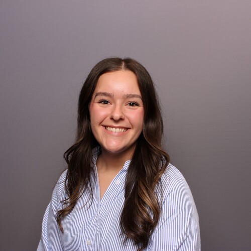 Melanie D - Illinois State Babysitter