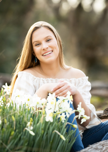 Olivia M - Auburn Babysitter