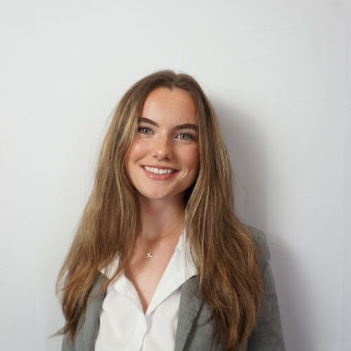 Merritt M - University of Oregon Babysitter