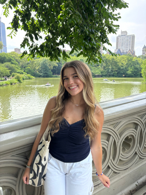 Kate W - Belmont Babysitter