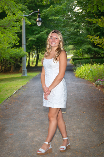 Julia H - Sacred Heart Babysitter