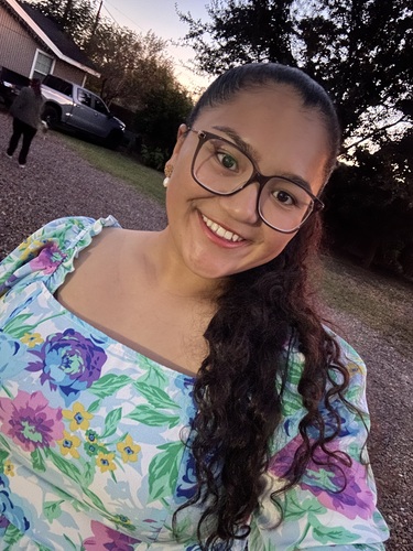 Mireya P - Texas State Babysitter