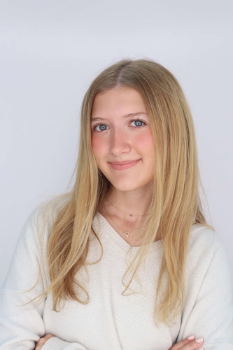 Julia W - Vanderbilt Babysitter