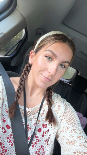 Jessica C - UNH Babysitter