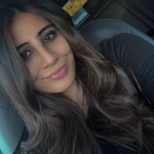Marina N - UC Davis Babysitter