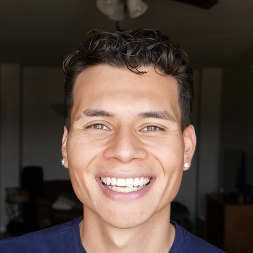 Xergio A – Umass Student Seeking Babysitting Jobs