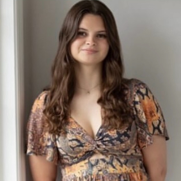 Scarlett R - UVM Babysitter