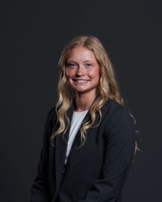 Willa S - USD Babysitter