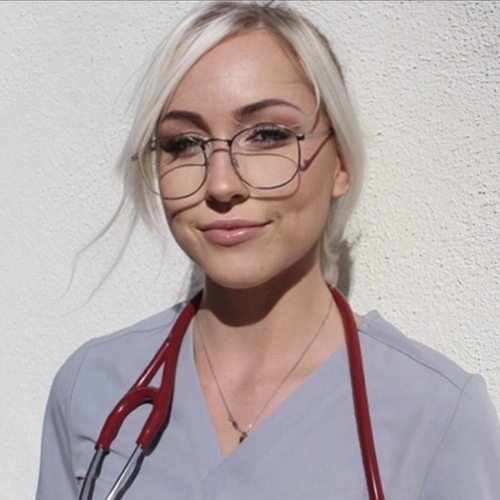 Genevieve E - El Camino College-Compton Community Ed Center Babysitter