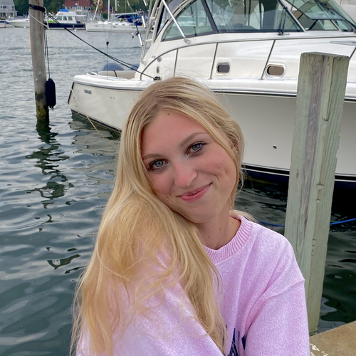 Ella L – Bristol Community College  Student Seeking Babysitting Jobs
