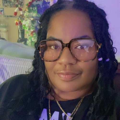 Angela M - University of Phoenix-Connecticut Babysitter