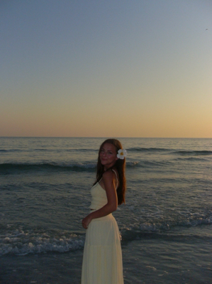 Jasmine F - EMU Babysitter