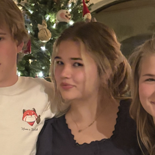 Maggie K - Undefined Babysitter