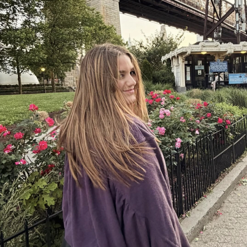 Sofia M - Oakland Community College  Babysitter