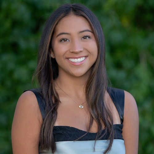 Alexandra R - USC Babysitter