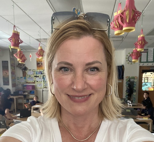 Anna V - ESU Babysitter