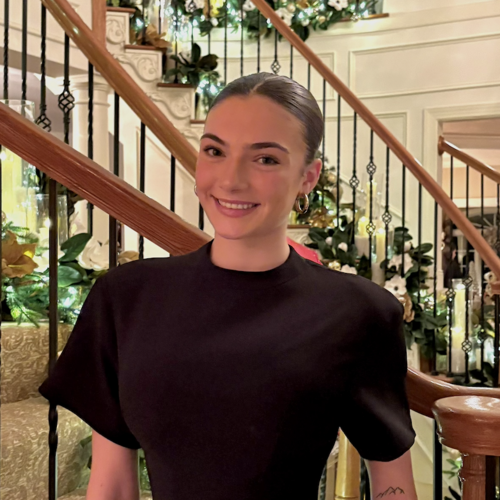Fabiana C - Monmouth Babysitter