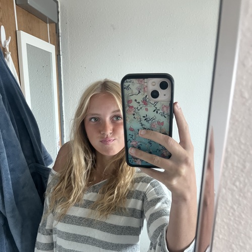 Nora K - CU Boulder Babysitter