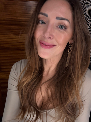 Betsy T - LLU Babysitter