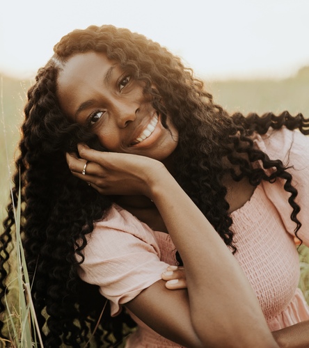 Yolaine L - Allen County Community College  Babysitter