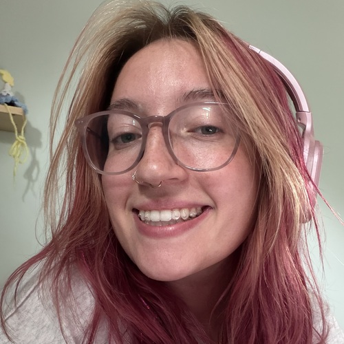 Skylar M - Lewis Babysitter