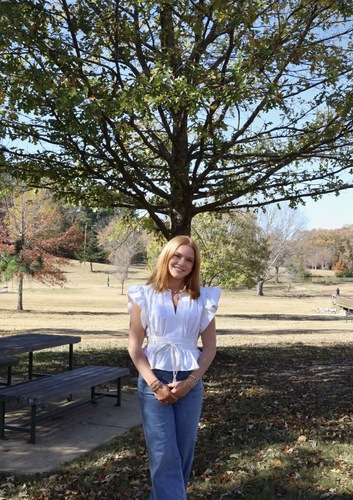 Anna Catherine J - Auburn Babysitter