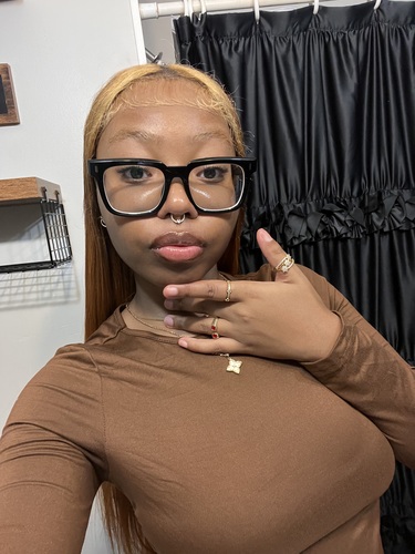 Mackensi F - Liberty Babysitter