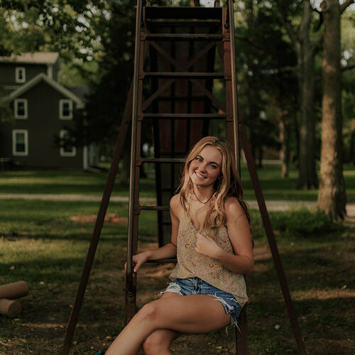 Skylar H - Morningside Babysitter