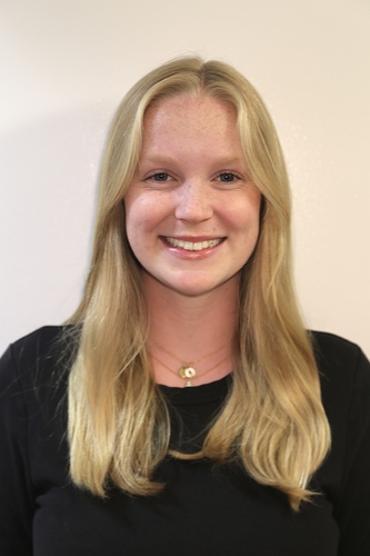 Lucy F - Pitzer Babysitter