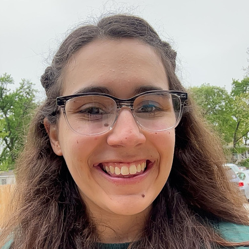 Alyssa E – K-State Student Seeking Babysitting Jobs