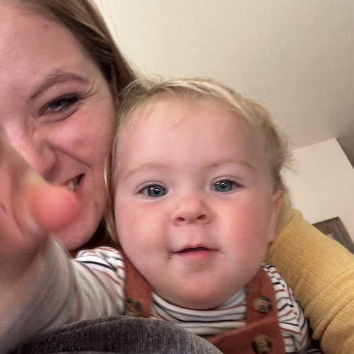 Evelyn S - Undefined Babysitter