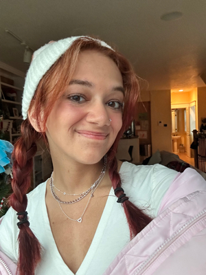 Elena D - Oxy Babysitter