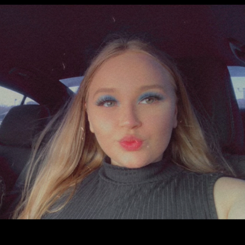 Chloe M - UNC Babysitter
