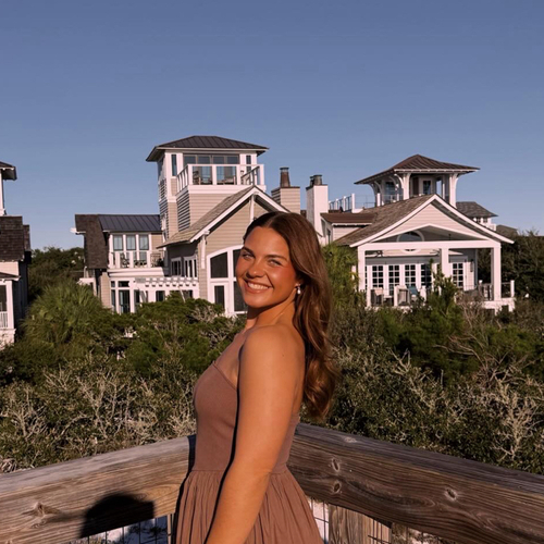 Carleigh C – Samford Student Seeking Babysitting Jobs