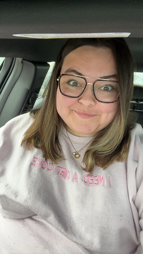 Kayleigh C - Crown Babysitter